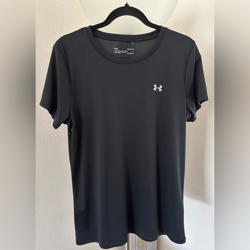 Under Armour Women’s short sleeve L